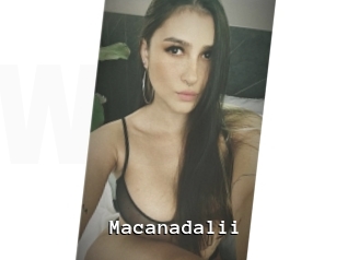 Macanadalii