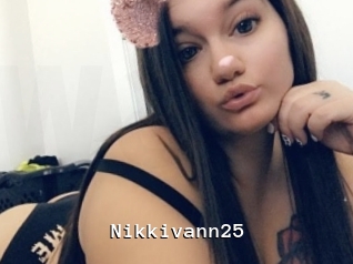 Nikkivann25
