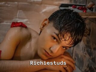 Richiestuds